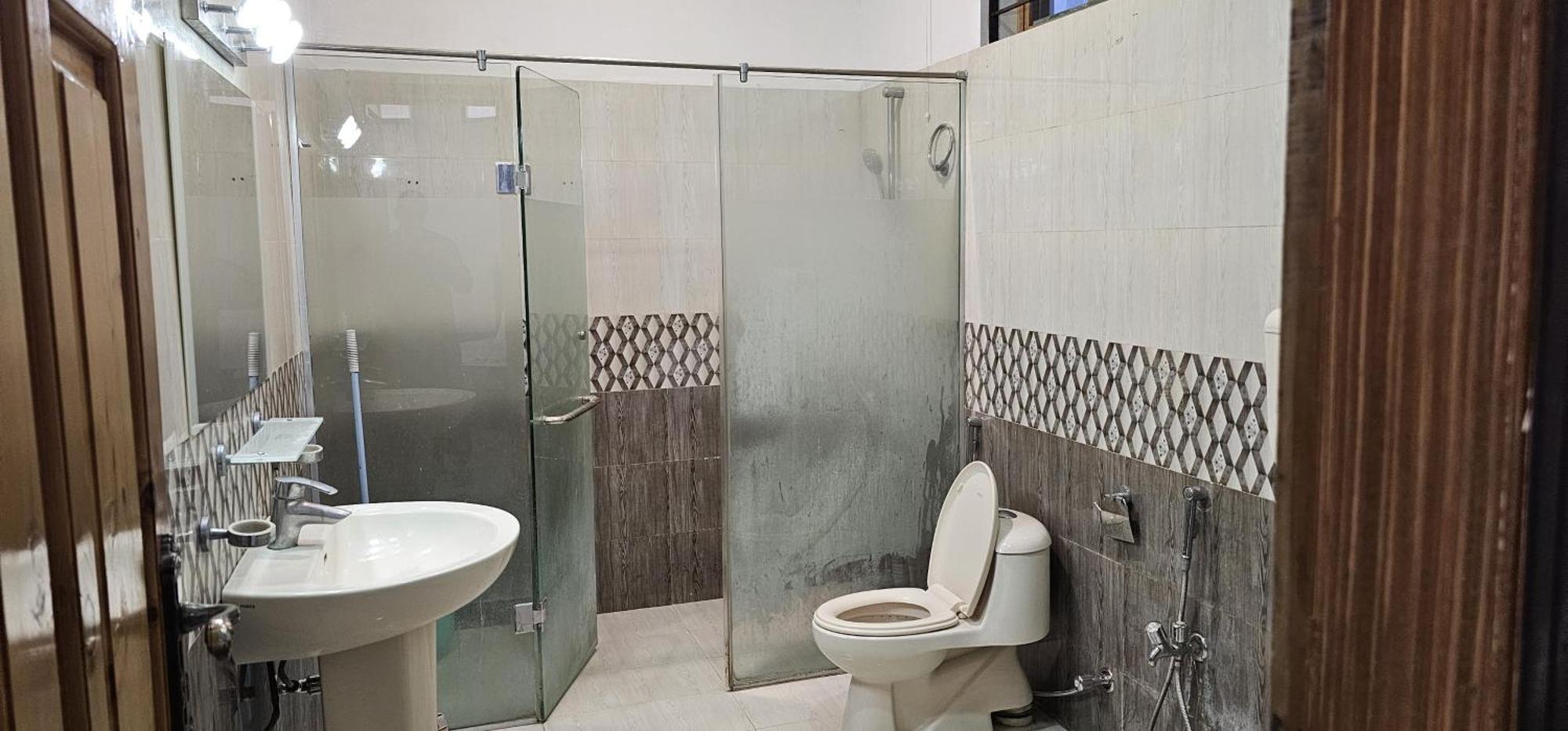 Butt Lodges 2 Islamabad Ngoại thất bức ảnh