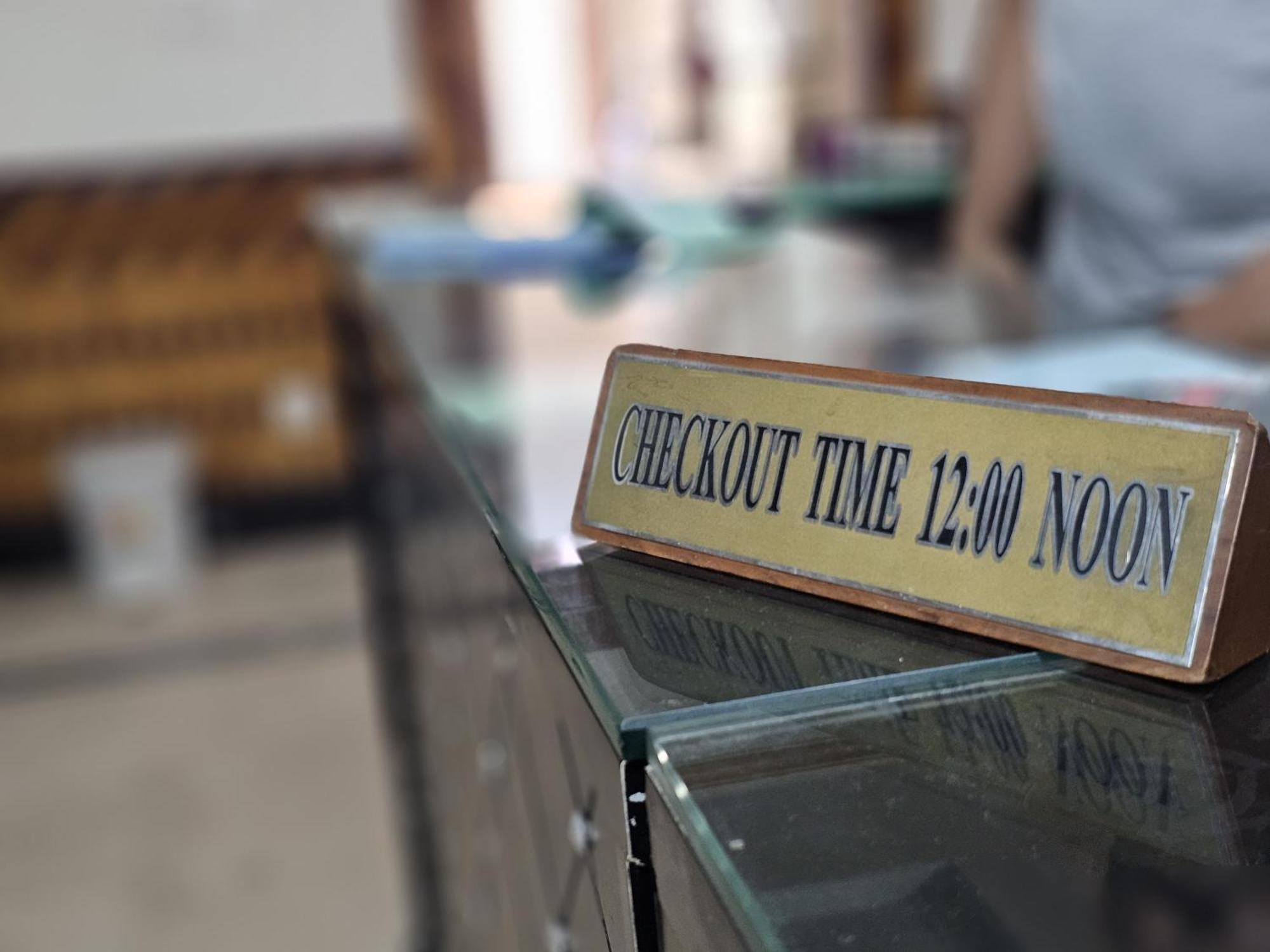 Butt Lodges 2 Islamabad Ngoại thất bức ảnh